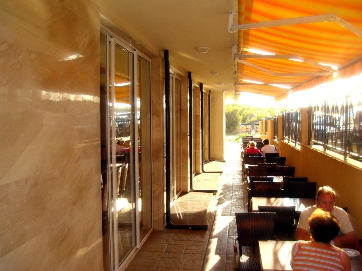 Тропикана Hotel Primorsko Exterior foto