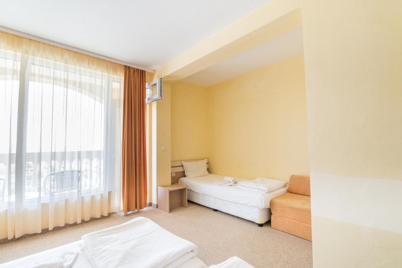 Тропикана Hotel Primorsko Exterior foto